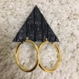 LUV AJ AMALFI TUBE HOOPS- GOLD